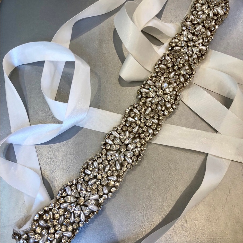 Beautiful Silver Beaded Wedding Belt